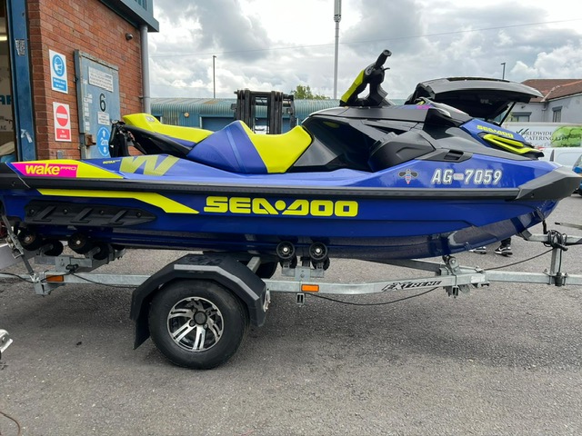 Sea-Doo Wake Pro 230 2020